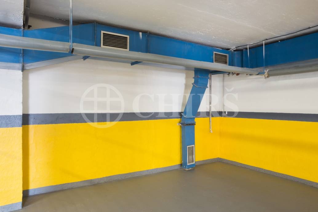 Pronájem skladovací kóje v temperovaném skladu, 35m2, ul. Peroutkova 570/83, P-5 - Jinonice