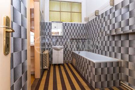 Prodej bytu 3+1 s balkonem, OV, 88m2, ul. Verdunská 534/4, Praha 6 - Bubeneč