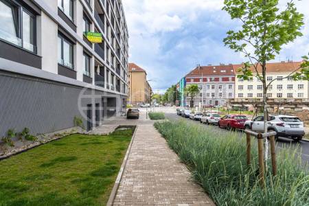 Prodej bytu 1+kk, OV, 38m2, Střídavá 1055/2, Praha 9 - Vysočany
