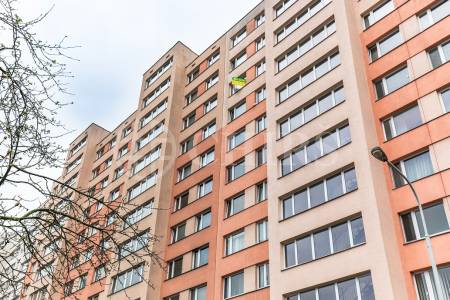 Pronájem bytu 3+1 s lodžii, DV, 75m2, ul.Steinerova 606/8, Praha 4 Háje.