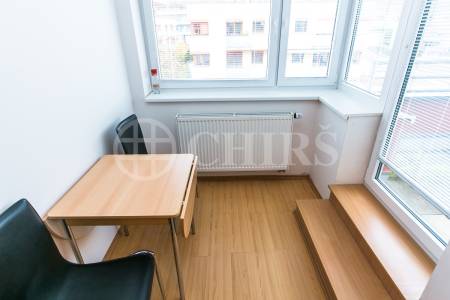 Pronájem bytu 1+1 s terasou, OV, 36m2, ul. Za zámečkem 744/7, Praha 5 - Jinonice
