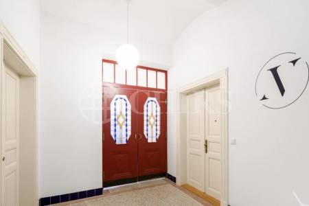 Prodej bytové jednotky 2+kk, OV, 43,2 m², ul. Na Výšinách 900/8, Praha 7 - Bubeneč