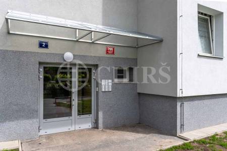 Prodej bytu 3+1 s lodžií, OV, 74m2, ul. Tréglova 795/2, Praha 5 - Hlubočepy