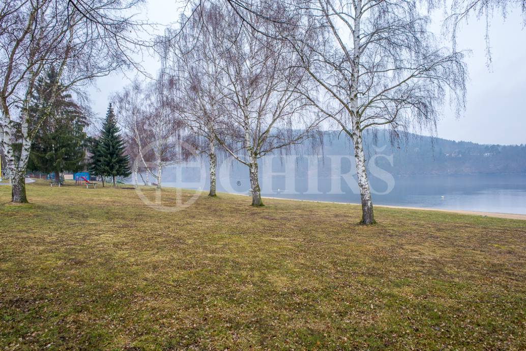 Prodej rekreačních pozemků s provozem zaběhnutého kempu/tábořiště, Nová Živohošť - Slapy