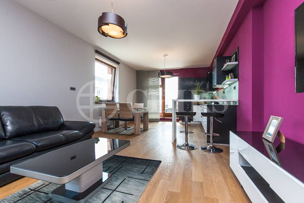 Prodej bytu 3+kk/T/GS, OV, 98m2, ul. Lanžhotská 475/4, Praha 5 - Zličín