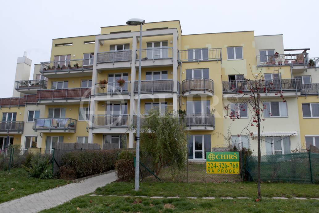 Prodej bytu 1+kk, OV, 35m2, ul. Wiesenthalova 958/2, Praha 5 - Řeporyje