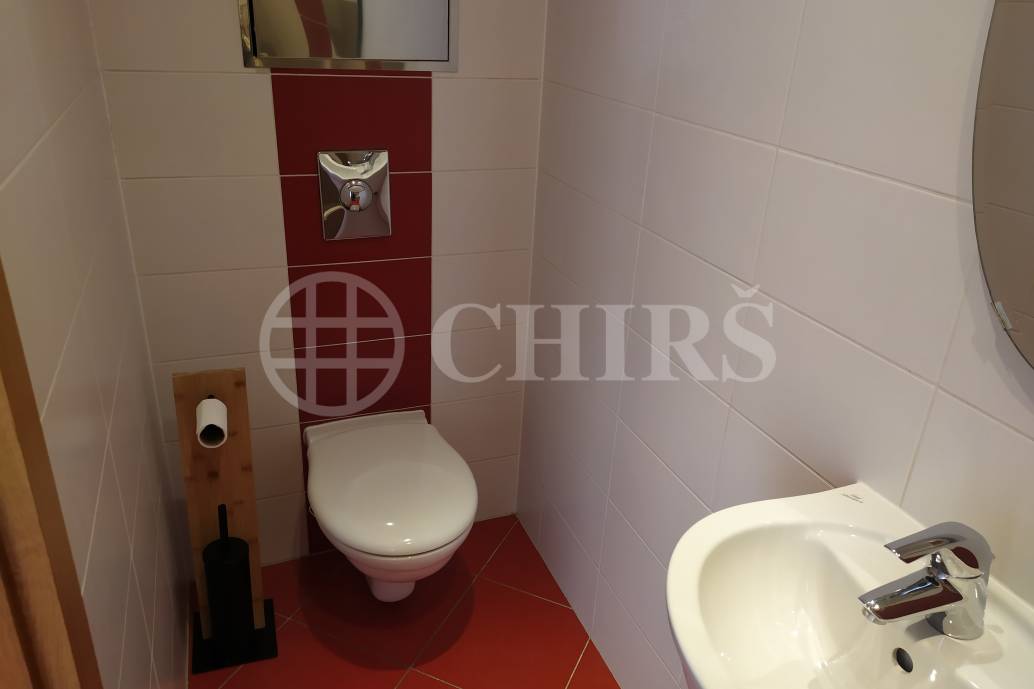 Pronájem bytu 3+kk s lodžií, balkonem, garážovým stáním a sklepem, OV, 96m2, ul. Nad Dalejským údolím 2688/1, Praha 5 - Stodůlky