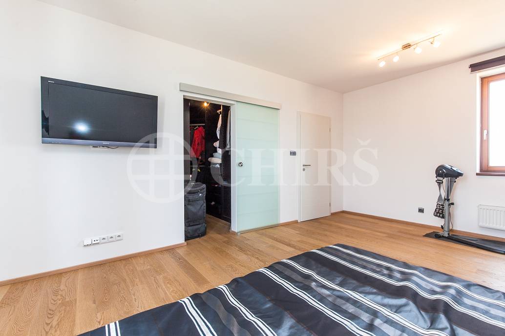 Prodej bytu 3+kk/T/GS, OV, 98m2, ul. Lanžhotská 475/4, Praha 5 - Zličín
