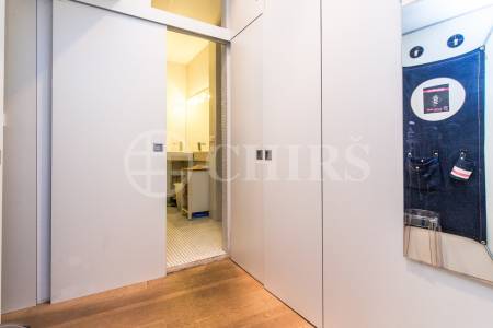 Prodej bytu 2+kk, OV, 40m2, ul. Nad Kajetánkou 1445/29, P-6 Břevnov