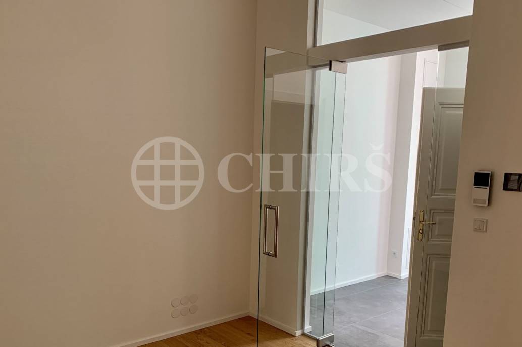 Prodej bytu 1+kk, OV, 70,7 m2, ul. Opletalova 1566/30, P-1 Nové město Prodej bytu 1+kk, OV, 70,7 m2, ul. Opletalova 1566/30, P-1 Nové město