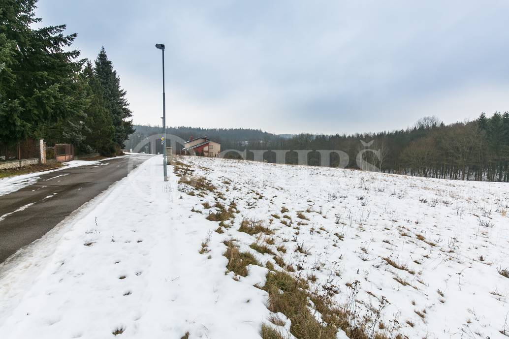 Prodej pozemků, OV, od 1885m2 do 3351m2, ul. Na Lukách, Unhošť, Středočeský kraj