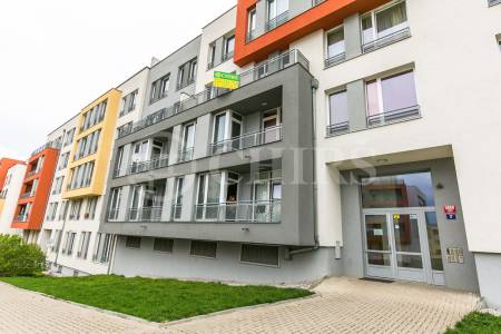 Prodej bytu 2+kk s terasou a garážovým stáním, OV, 59m2, ul. Raichlova 2659/2, Praha 5 - Stodůlky