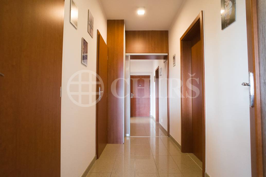 Prodej bytu 4+kk/T/GS, 105 m2 + 58 m2 terasa, Holubí 7, Praha 6 - Suchdol