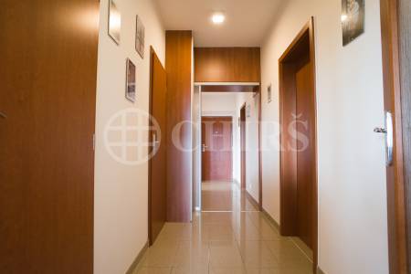 Prodej bytu 4+kk/T/GS, 105 m2 + 58 m2 terasa, Holubí 7, Praha 6 - Suchdol