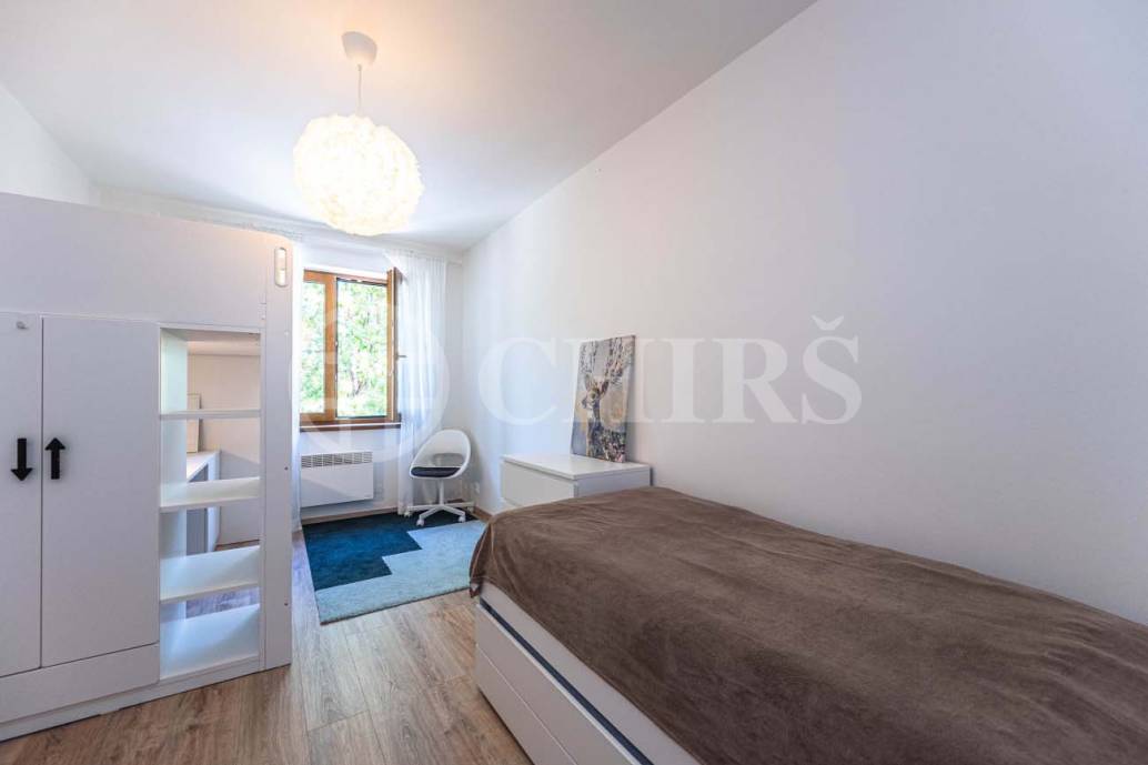 Prodej apartmánu 3+kk s balkonem, OV, 67m2, Apartmány Hrdlička, Slapy