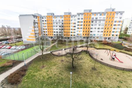 Pronájem bytu 2+kk, OV, 43m2, ul. Heranova 1548/5, Praha 5 - Stodůlky