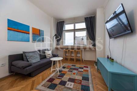 Prodej ateliéru 1+kk, OV, 28m2, ul. Lucemburská, Praha - 2 Vinohrady