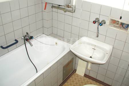 Prodej bytu 2+kk/B, OV, 43m2, ul. Oblouková 1001/20, Praha 10 - Vršovice