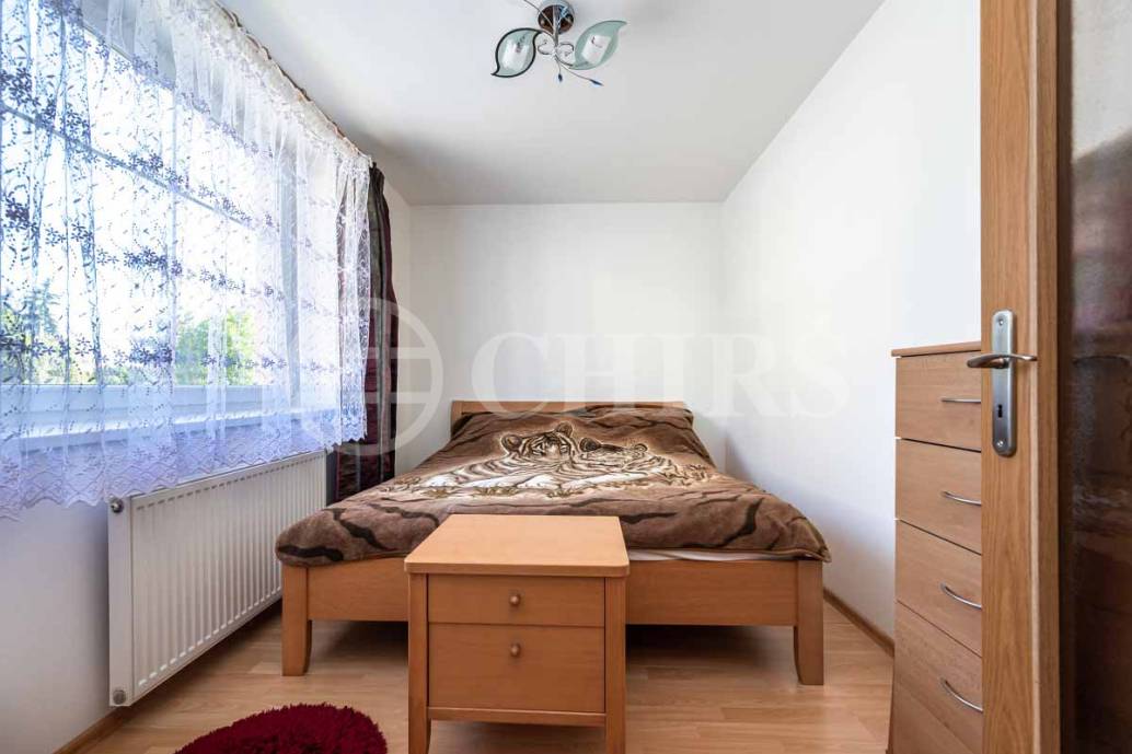 Prodej bytu 3+1, OV, 64 m2, ul. Žlutá, Chrášťany, okr. Praha-západ, Středočeský kraj