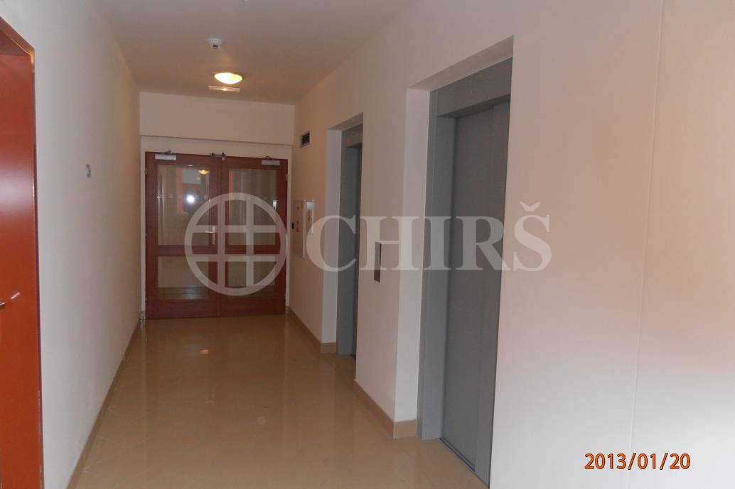 Prodej bytu 3kk/L/garáž, 92m2, OV, ul. Tlumačovská 2766/26a, Praha 13