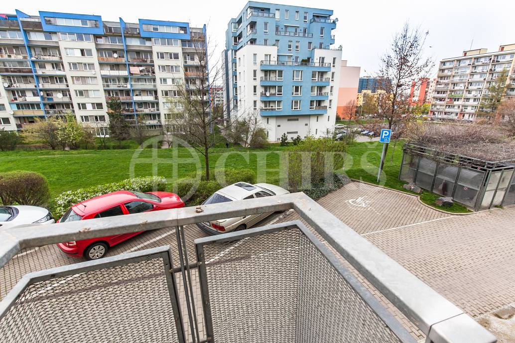 Prodej bytu 4+kk s lodžií a garážovým stáním, OV, 99m2, ul. Berlínská 1491/9, Praha 10 - Hostivař