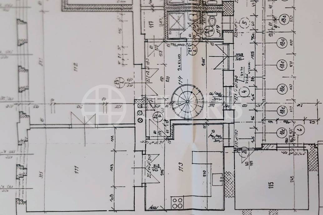 Pronájem mezonetového bytu 4+1/2xB/G/GS, OV, 149m2, ul. Bělohorská 231/99, P-6 Břevnov