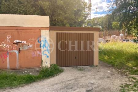 Prodej garáže, OV, 21 m2, ul. Na Hutmance, Praha 5 - Jinonice