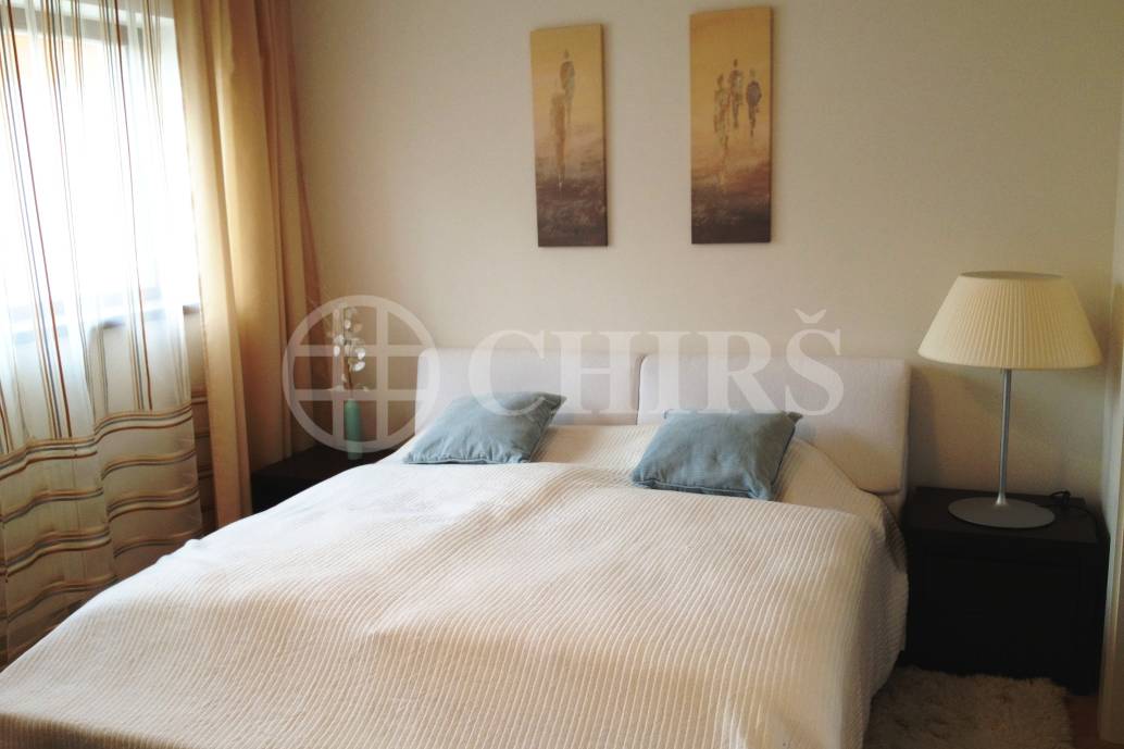 Prodej řadového rodinného domu, OV, 170m2, ul. Zelená 452, Praha - Západ Statenice 