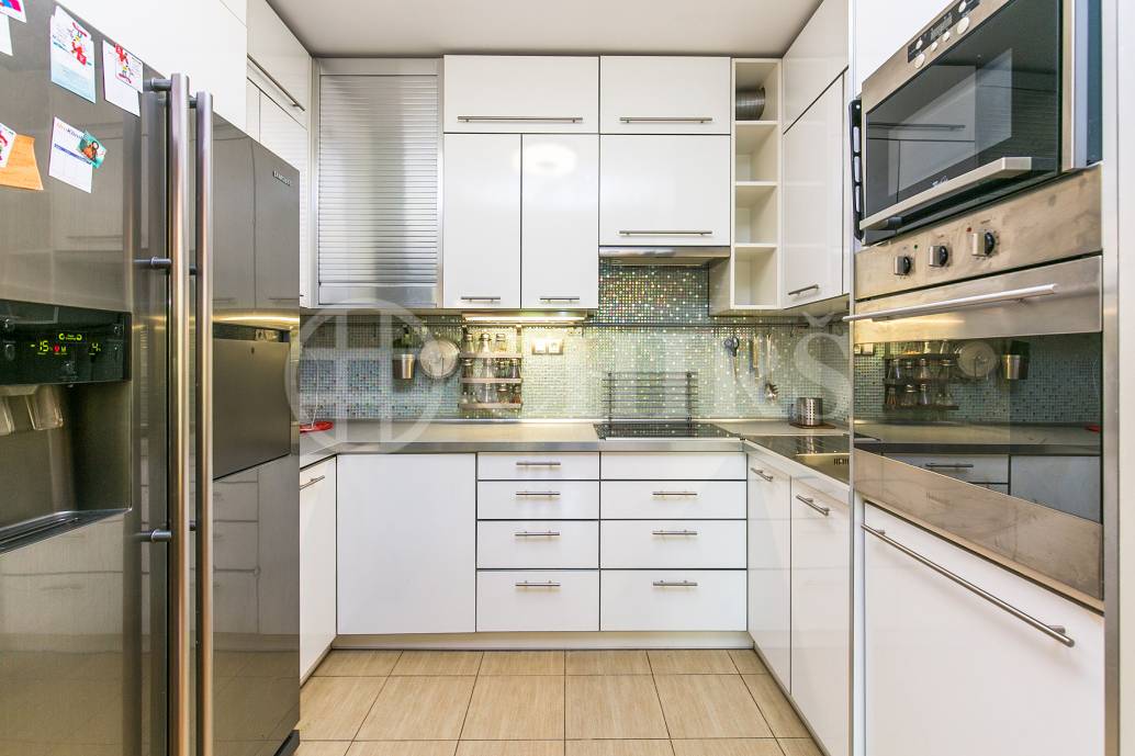 Prodej bytu 3+kk, 68m2, 172m2 předzahrádka, OV. ul. K Náhonu 989, Praha 9 - Hloubětín