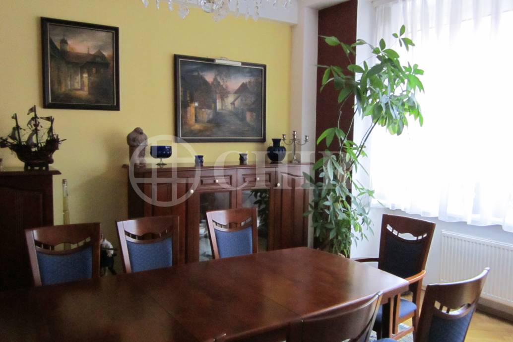 Prodej bytu 5+1, OV, 176m2, ul. Eliášova 921/19, Praha 6 - Bubeneč