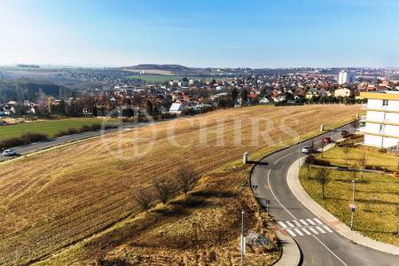 Prodej bytu 1+kk s balkonem a garážovým stáním, OV, 29,5m2, ul. Na Výrovně 2693/2, Praha 5 - Stodůlky