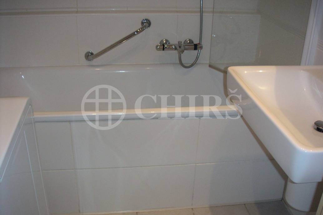 Prodej bytu 3+1/L, OV, 89m2, ul. Jateční 1197/23, Praha 7 - Holešovice 