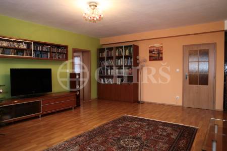 Prodej bytu 2+kk/B/gar. stání, OV, 77m2, ul. Dalmatská 1742, Praha - Úvaly