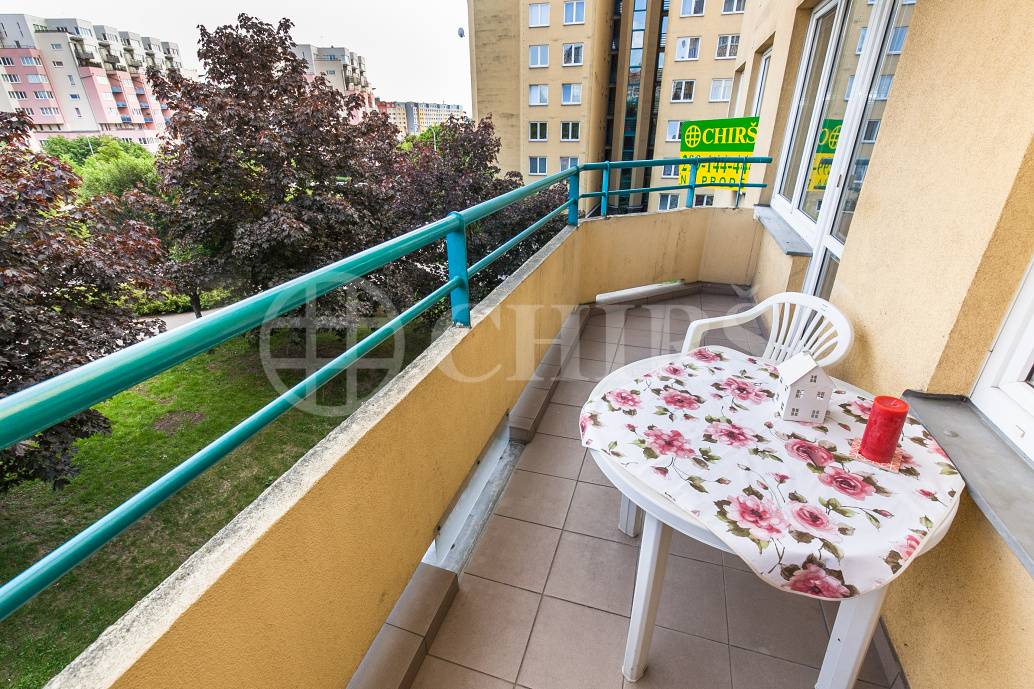 Prodej bytu 2+kk + balkón, 72m2, OV, ul. Volutová 2520/10, Praha 5 Stodůlky