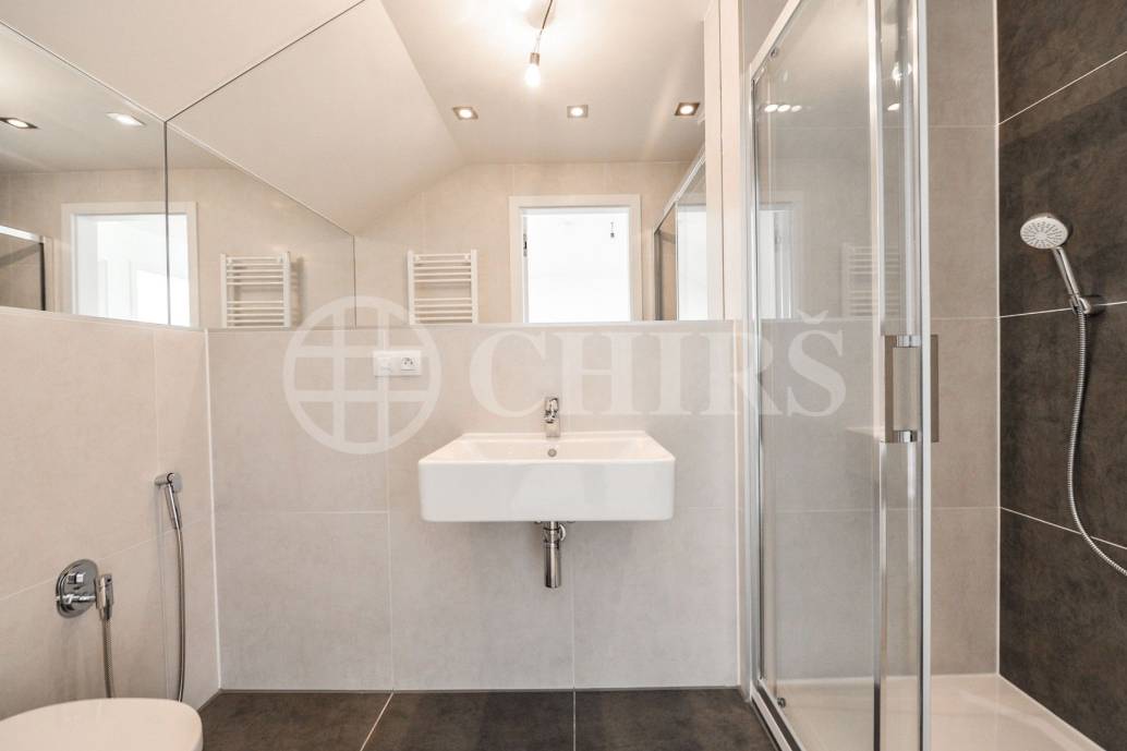 Prodej bytu 4+kk/B/T/G, OV, 161,2 m2, ul. Korunovační 570/18, Praha 7-Bubeneč