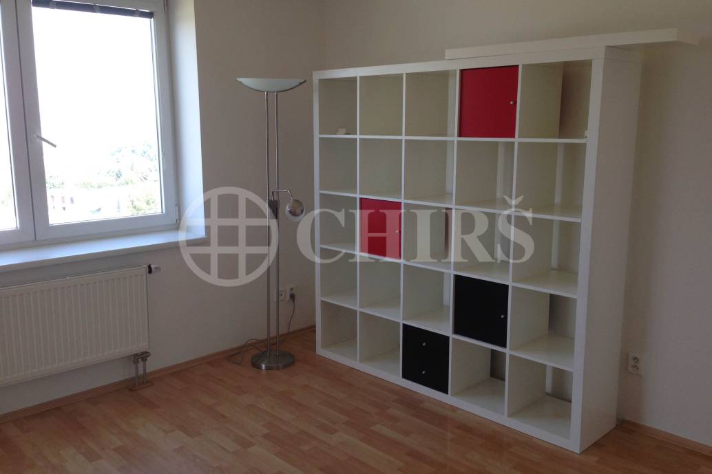 Pronájem bytu 2+kk/B/S/GS, 66m2, OV, ul. Padovská 585/16, Horní Měcholupy