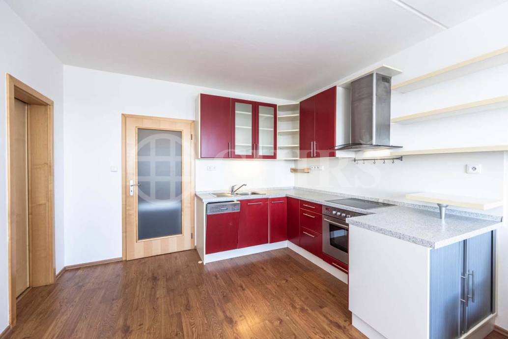 Prodej bytu 2+kk, OV, 42m2, ul. Voskovcova 987/14, Praha 5 - Hlubočepy