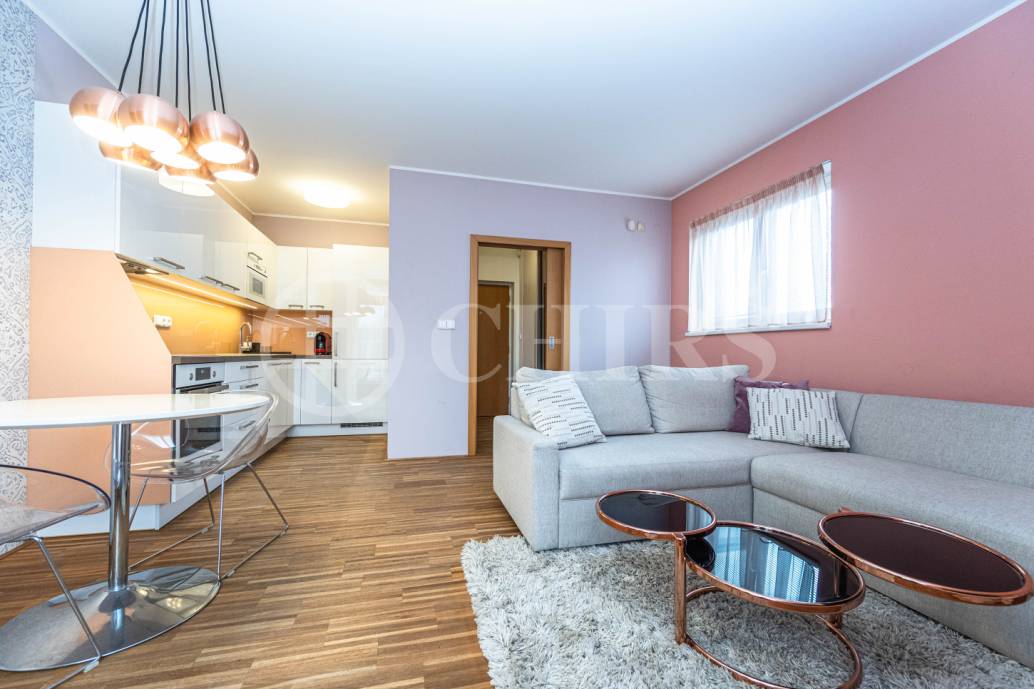 Pronájem bytu 2+kk s terasou, OV, 51m2, ul. Za vokovickou vozovnou 257/6, Praha 6 - Veleslavín