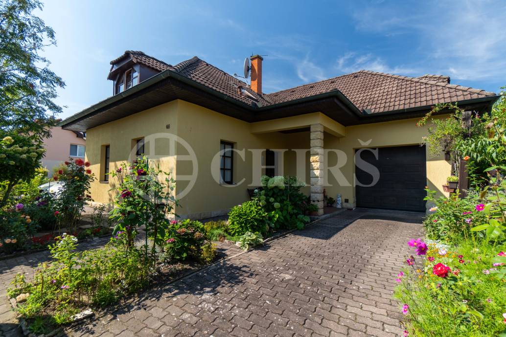 Prodej rodinného domu 5+kk, 226m2, ul. Hálkova 68, Poděbrady