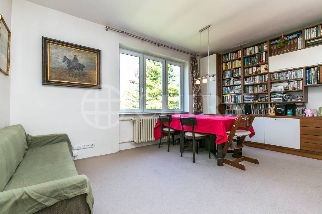 Pronájem bytu 2+kk s balkonem, DV, 50m2, ul. Na Míčánce 1857/17, Praha 6 - Hanspaulka