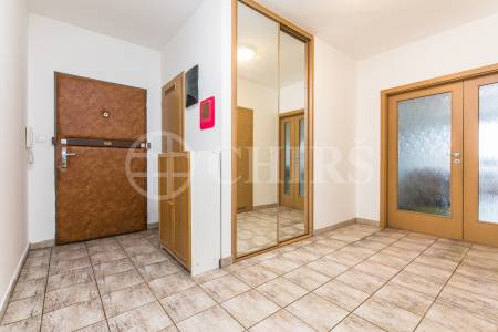 Prodej bytu 3+kk s terasou a garážovým stáním, OV, 84m2, ul. Harmonická 1384/11, Praha 5 - Stodůlky