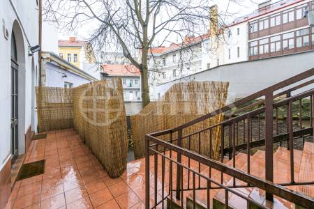 Prodej komerčního objektu, OV, 84m2, ul. Cimburkova, Praha 3 - Žižkov