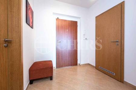 Prodej bytu 2+kk s lodžií, OV, 51m2, ul. Milotická 458/14, Praha 5 - Zličín