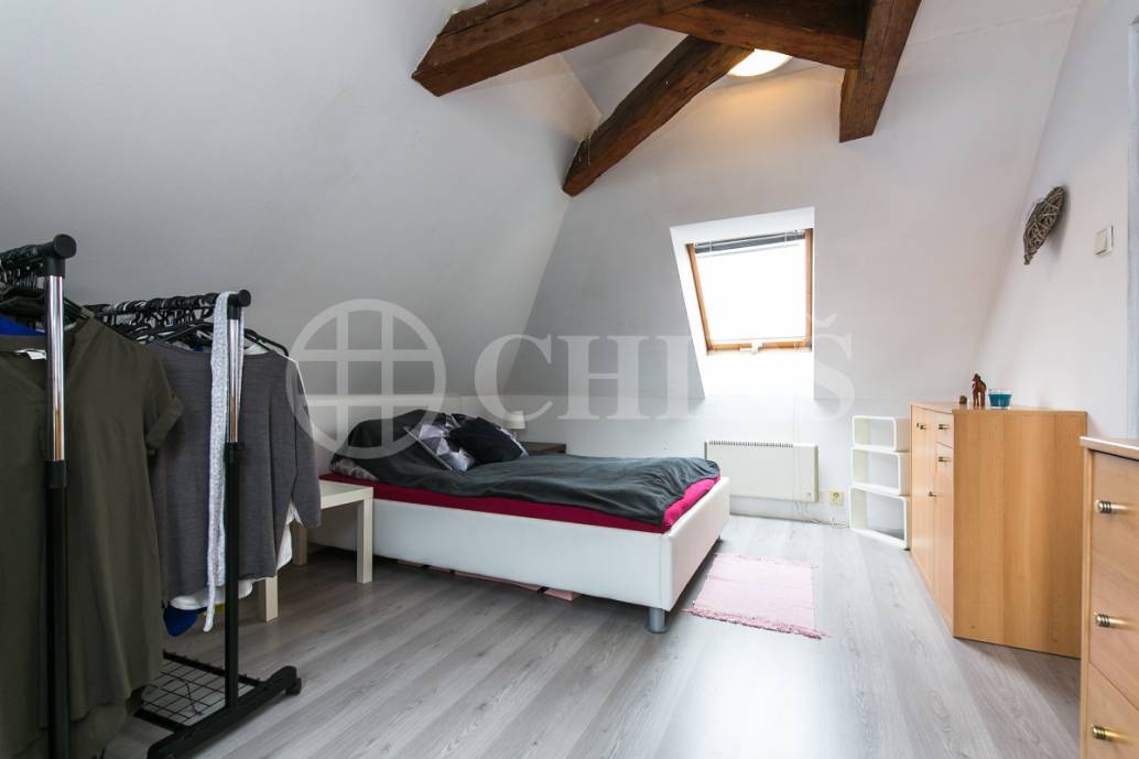 Prodej domu, OV, 223m2, ul. U Národní galerie 481, Praha 5 - Zbraslav