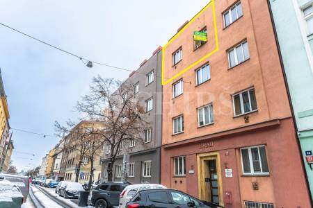 Pronájem bytu 2+kk, OV, 48m2, ul. Nad Primaskou 895/43, Praha 10 - Strašnice