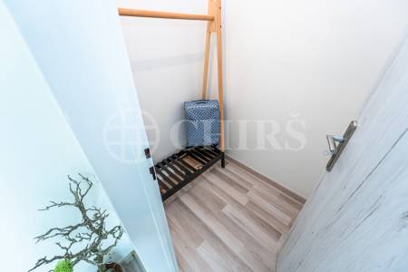 Prodej bytu 1+kk, DV, 29 m2, ul. Daškova 3086/26, Praha 4 - Modřany