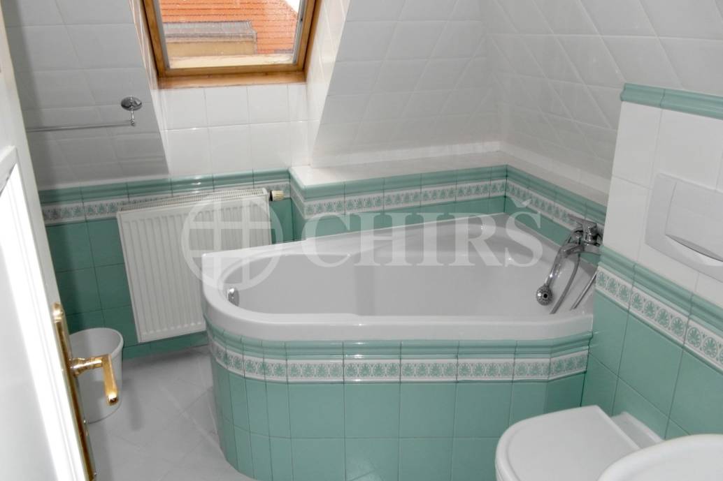 Pronájem luxusního bytu 4+kk, 147 m2, U třetí baterie, Praha 6.  