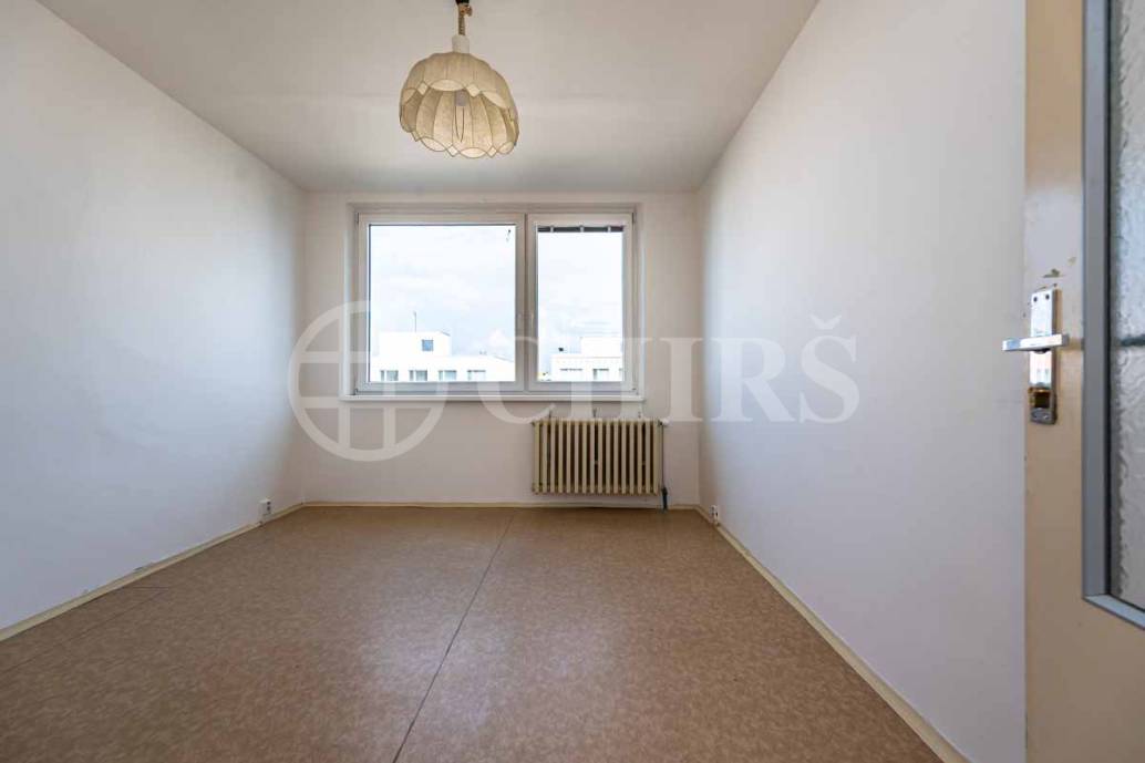 Prodej bytu 3+1 s lodžií, OV, 77 m2, ul. Prusíkova 2435/3, Praha 5 - Stodůlky