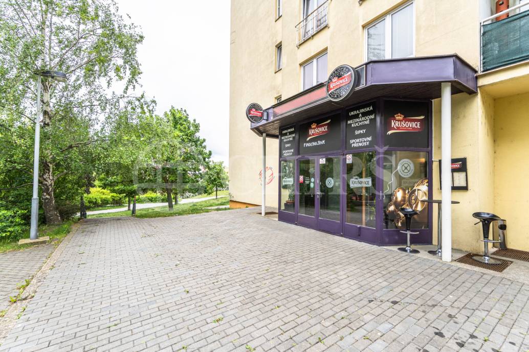 Pronájem restaurace, OV, 123 m2, ul. Běhounkova, Praha 13 - Stodůlky.