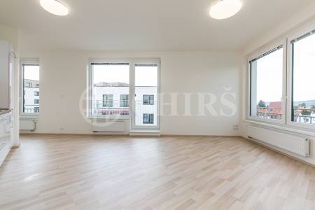 Pronájem bytu 1+kk s balkonem a 2x parkovacím stáním, OV, 59m2, ul. Soukalova 2212/6b, Praha 4 - Modřany
